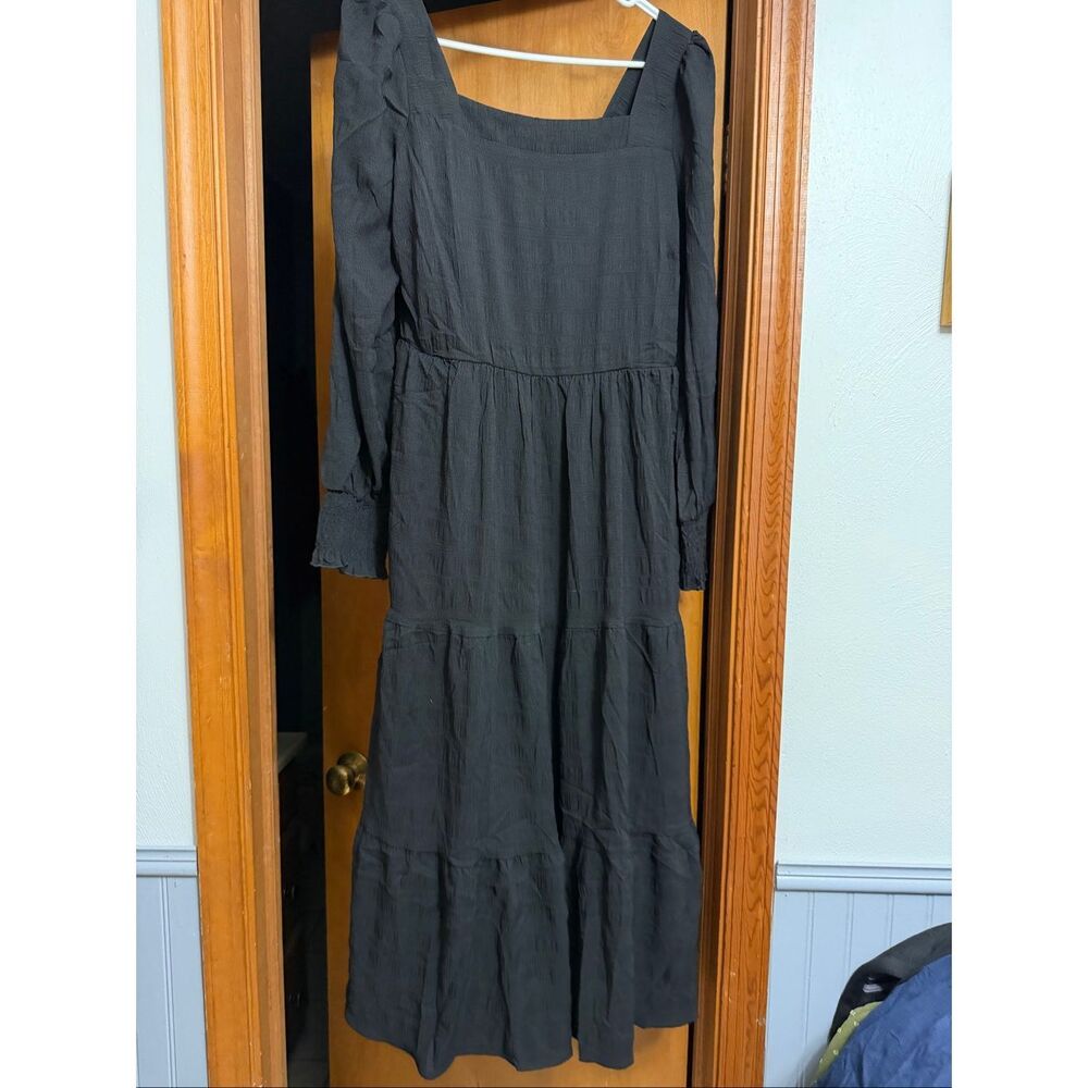 Long black dress